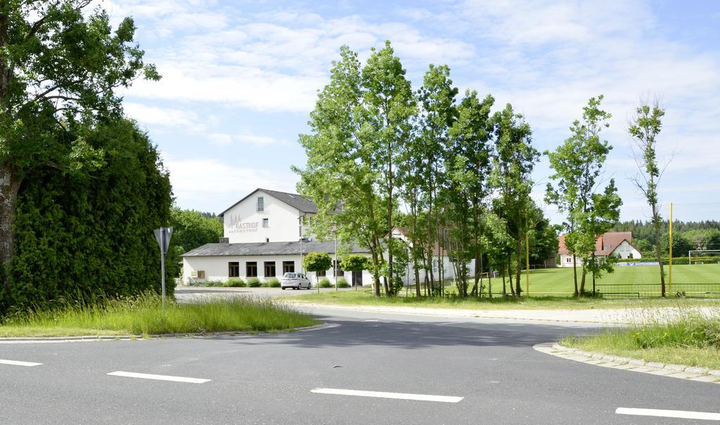 Hotel Gasthof Am Forsthof Edelsfeld المظهر الخارجي الصورة